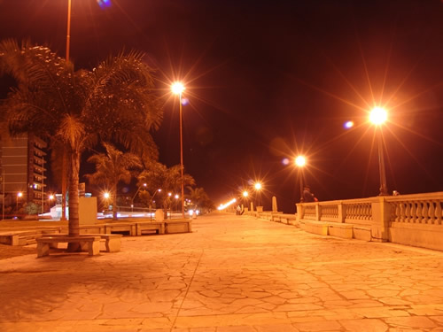 Costanera de Noche - Night on the Coast